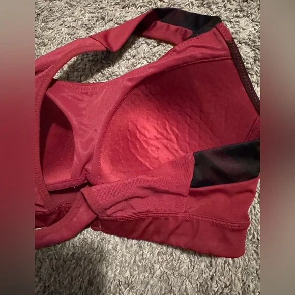 Brooks Sports Bra Red CrissCross Back | High Support Running Workout Athletic - Picture 7 of 8